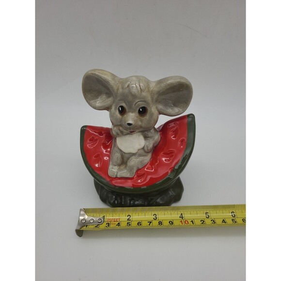 Vintage Mouse Sitting on Slice of Watermelon Ceramic Statue Signed 5" - Picture 9 of 11